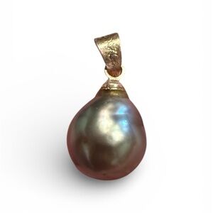 Tahitian Pearl Pendant